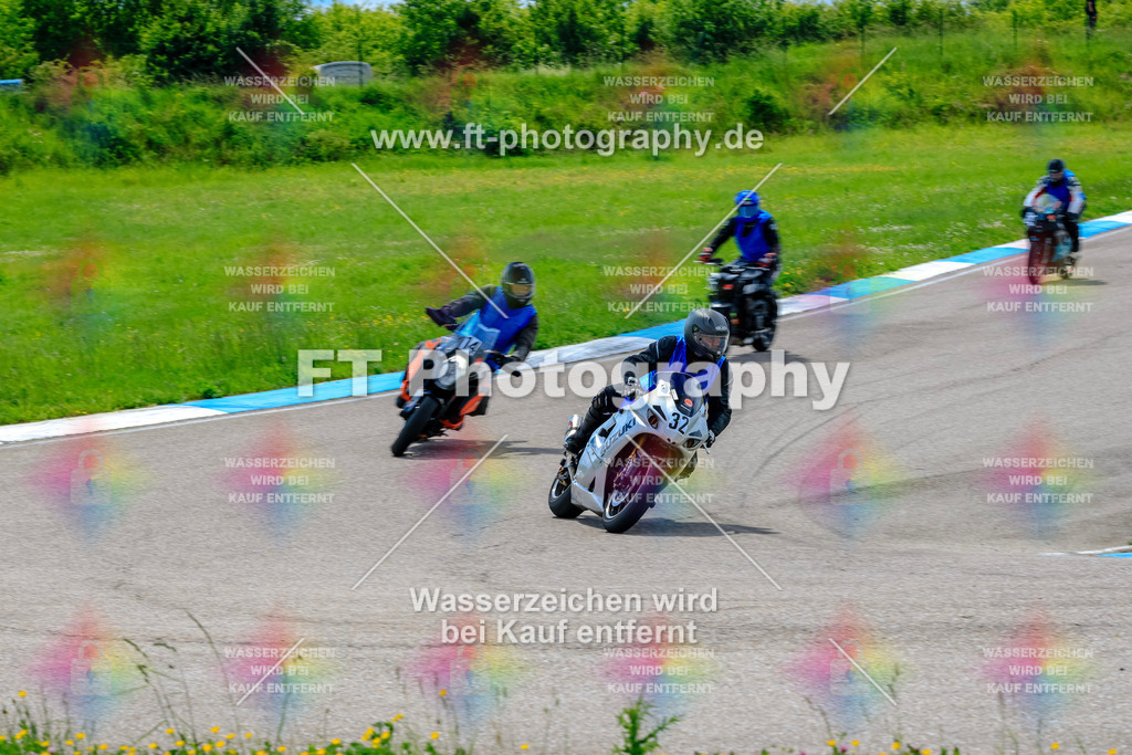 MotoTeam-9985 | Hier findet Ihr Bilder von Touristenfahrten auf der Nürburgring Nordschleife oder von anderen Veranstaltungen die ich besucht habe. Viel Spass beim Durch Schauen 