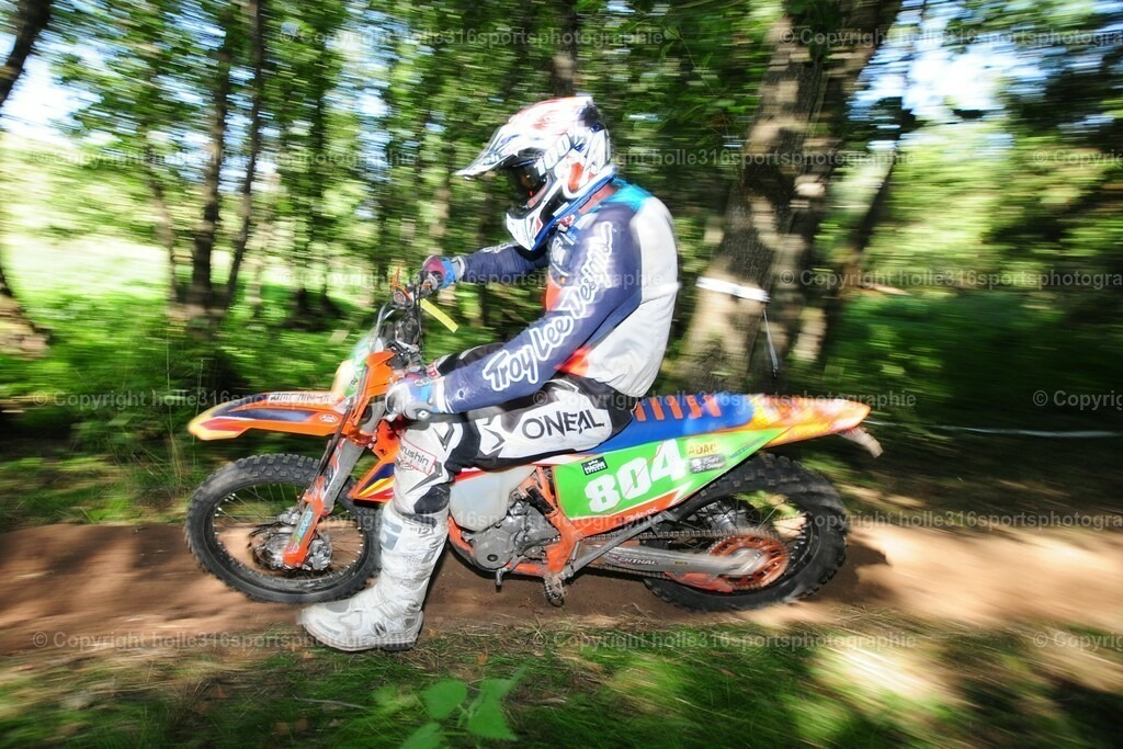 DSC_5620 | Sportfotografie , Motorsport, Motoross, Reitsport, Mointainbike, Enduro,
Landschaft , Outdoor, Eventfotografie, Landschaft, Bilder online bestellen - Realisiert mit Pictrs.com