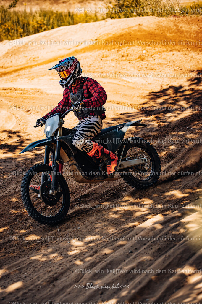 E68A1294 | blick_win_kel