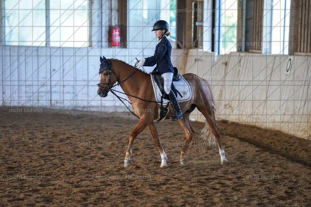 20230916-FAH08598 | Landsberg am Lech 2023, Turnierbildern, Turnierbilder Bayern, Reitsportfotograf, Pferdefotograf Bayern, Turnierfotos Landsberg, Fotoagentur Herrmann, Turnierfotografen Bayern