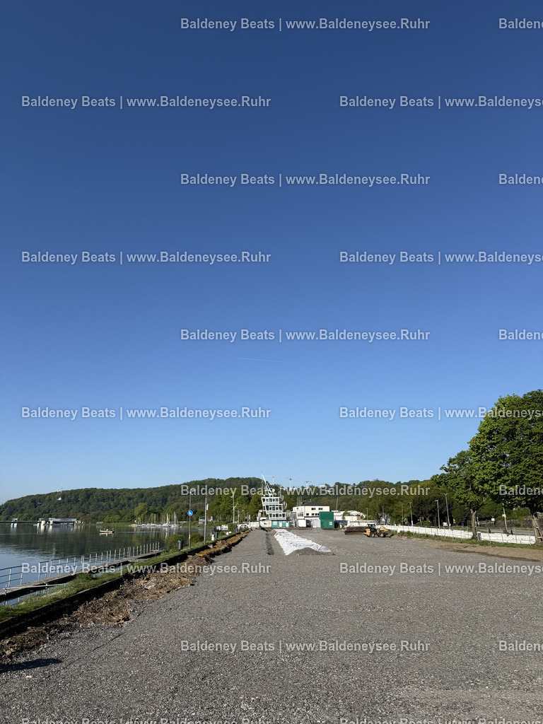 Bautagebuch - Regattatribüne Baldeneysee | Alle Nutzungsrechte vorbehalten. Jede Nutzung des Bildes bedarf einer gültigen Lizenz. Der Urheber- und Quellenhinweis „Foto: Cesar von Meissen / Baldeneysee.Ruhr“ ist bei jeder Veröffentlichung direkt am Bild anzubringen. Eine Weitergabe, Unterlizenzierung oder Weiterveräußerung an Dritte ist unzulässig. - Realisiert mit Pictrs.com