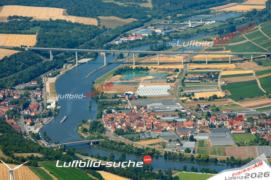 Das Luftbild zeigt : Main Ufer Segnitz - Die Luftaufnahme wurde 2023 vom UL-Flugzeug aus erstellt ( keine Drohne ) - Hochauflösende Luftaufnahme - Für grossformatige Ausdrucke geeignet. Die Geschenkidee !Mit Lizenz und Bildrechte bestellbar