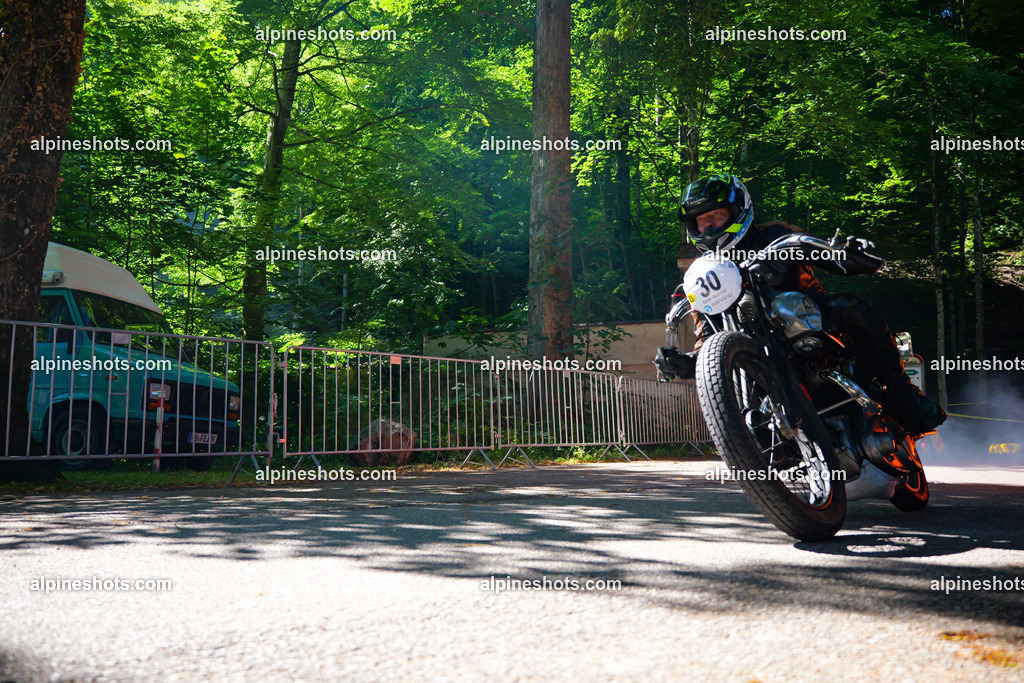 P1026146 | Erleben Sie atemberaubende, hochqualitative Fotos Ihrer Fahrt entlang der malerischen Alpenstraßen. Besuchen Sie alpineshots.com, um professionelle Aufnahmen Ihrer unvergesslichen Reise zu finden und zu kaufen - Realisiert mit Pictrs.com