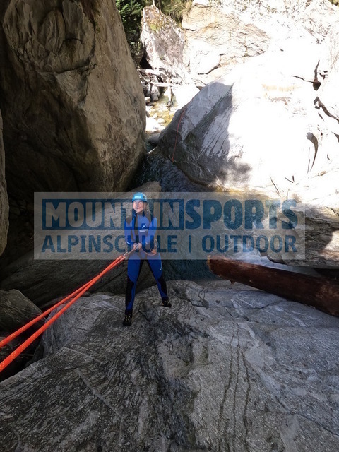 GOPR6622 | Bestelle die Bilder deines Berg- oder Wasser-Abenteuers mit Mountain Sports bequem von zu Hause aus direkt über unseren Online Fotoshop von pictrs.com. - Realisiert mit Pictrs.com