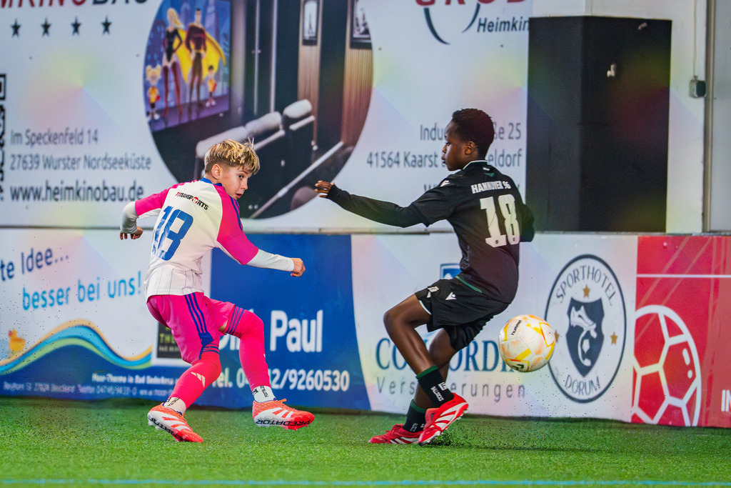 blr.pics-273 | Professionelle Fußball- und Sportfotografie. Spielbilder online ansehen und kaufen – Einzelbilder oder komplette Galerien in hoher Qualität. - Realisiert mit Pictrs.com
