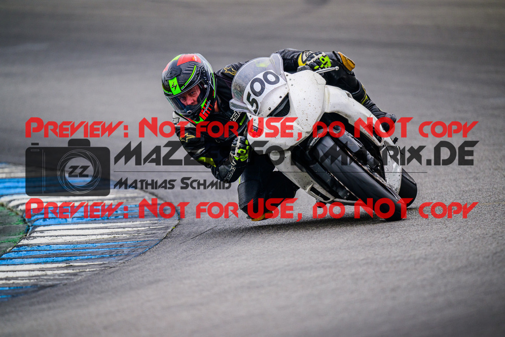 MaZZes_FotoMatrix_240614_6007705_9255 | ROT