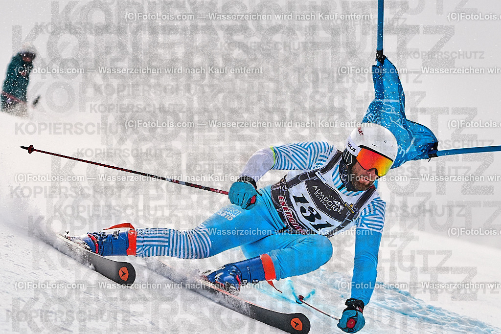 _ALP2711_MASTERS-WM_Reiteralm_A-GS_Dumax Baudron Denis | FISWORLD CHAMPIONSHIPSMASTERS ALPINE SKIING, 23. – 28. MÄRZ 2026 - REITERALM | STMK | AUT.   Veranstaltet vom Masters-Referat des Deutschen Skiverbandes (DSV). Durchführende Organisation: WSV Pichl-Reiteralm, unterstütutzt von den Bergbahnen REITERALM bei Schladming und SKI AUSTRIA.                            Disziplinen:  Super-G, GiantSlalom, Slalom.                                                 Kategorien:  A (Herrn 30-59 Jahre), B (Herrn ab 60 Jahre), C (Damen 30-59 Jahre), D (Damen ab 60 Jahre).                Rennstrecken:   Gasselhöhe und Muldenliftpiste auf der Reiteralm.