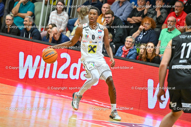 AUT, BSL, Basketball Flyers Wels vs Bulls Kapfenberg | 19.10.2024, Raiffeisen Arena Wels, AUT, BSL, Flyers Wels vs Bulls Kapfenberg, im Bild Marcus Azor of Raiffeisen Flyers Wels// BSL, Basketball Super League Match between Raiffeisen Flyers Wels and Bulls Kapfenberg in Wels, Austria on 2024/10/19