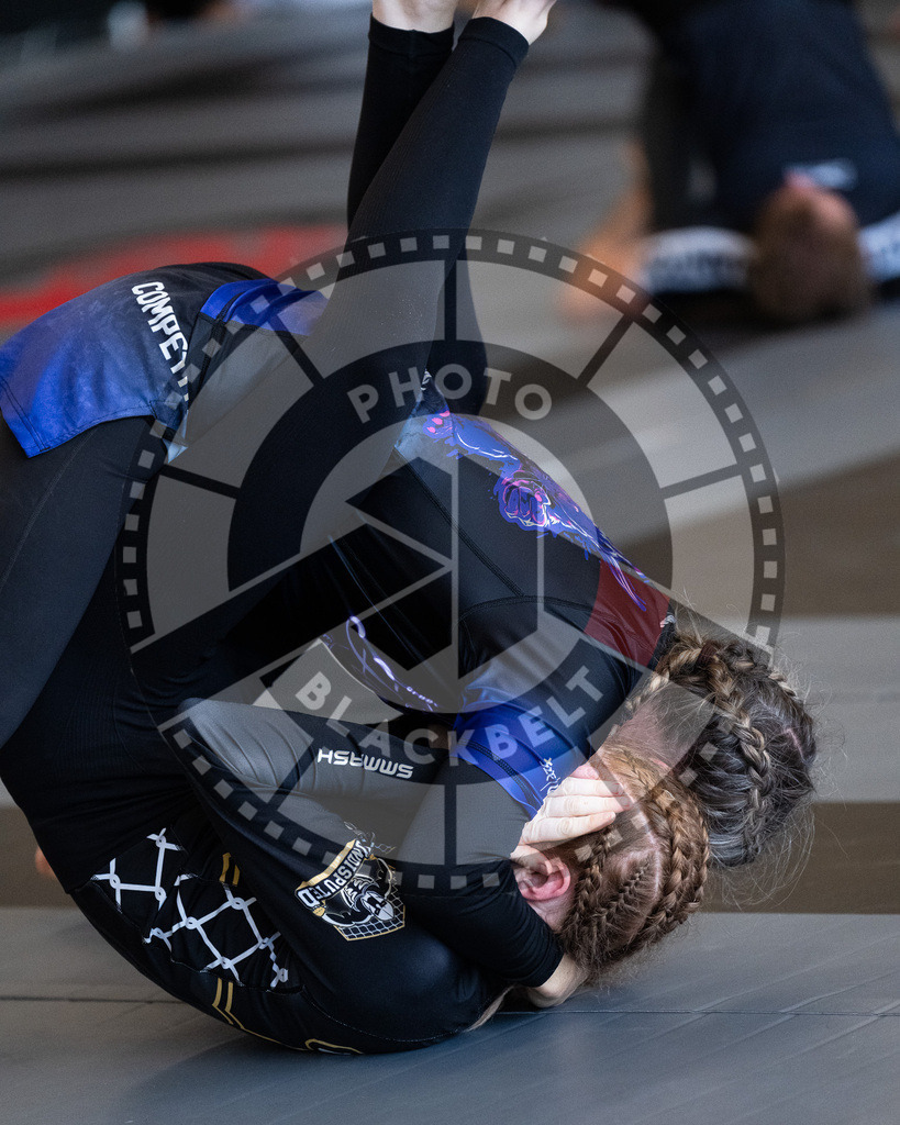 20251129PBB7663 | Fighters compete during the luta livre competition ILLCS XI winter edition on November 29, 2025 in Hannover, Germany.