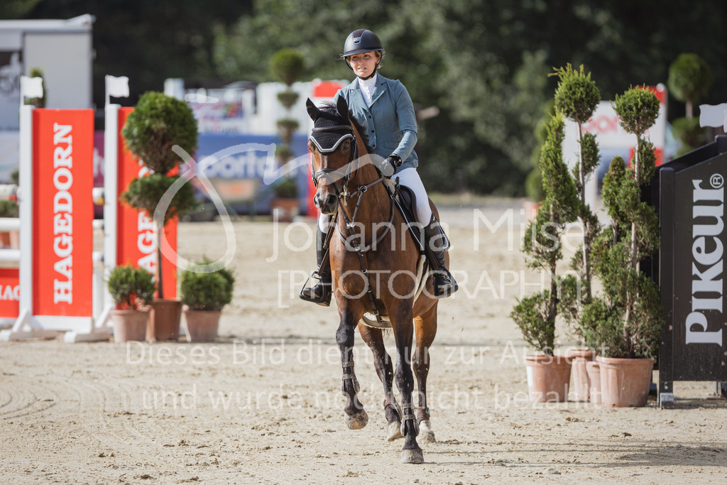 220728_BHO_ST_M1-Spr_1-630 | Deine schönsten Turniermomente als professionelle Fotos! Entdecke hochwertige Pferdesport-Fotografie im Online-Shop. Jetzt Fotos finden & bestellen!