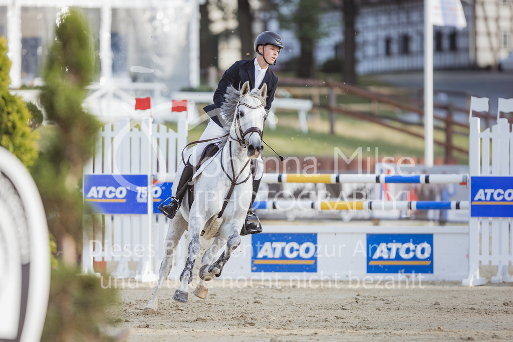 220728_BHO_ST_M1-Spr_2-821 | Deine schönsten Turniermomente als professionelle Fotos! Entdecke hochwertige Pferdesport-Fotografie im Online-Shop. Jetzt Fotos finden & bestellen!