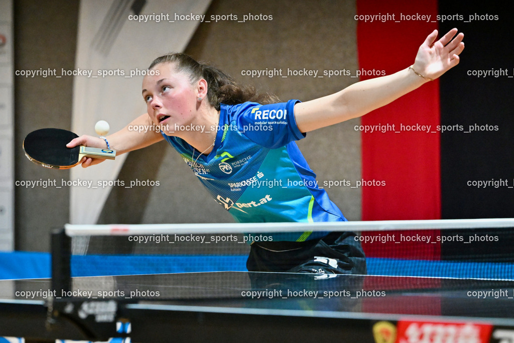 SCO Ossiachersee Bodensdorf vs. SU Spk. Kufstein | Danielle Florence Kelly, SCO Ossiachersee Bodensdorf vs. SU Spk. Kufstein, SCO Ossiachersee Bodensdorf vs. SU Spk. Kufstein am 04.10.2024 in Bodensdorf (SCO Halle Bodensdorf), Austria, (Photo by Bernd Stefan)