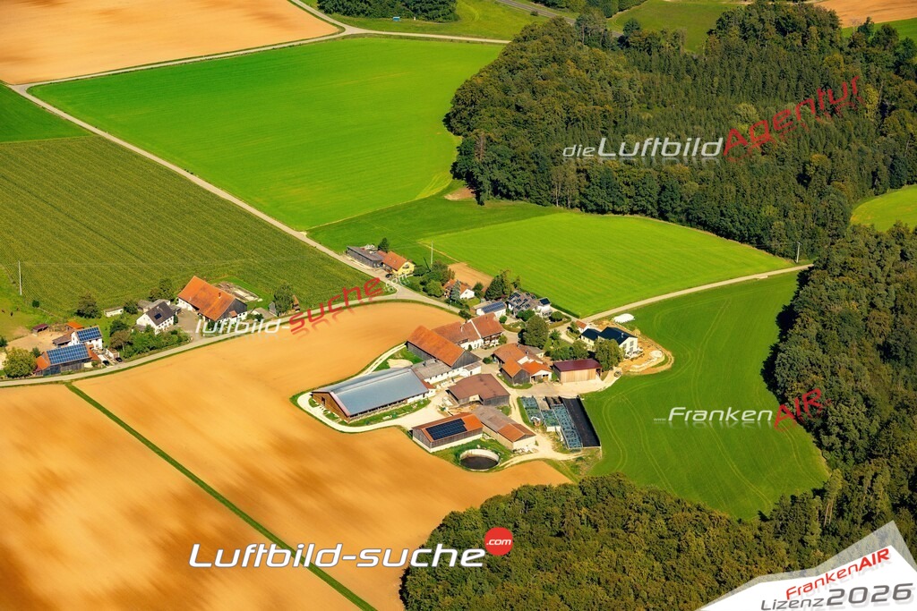 Das Luftbild zeigt : Langenried Breitenbrunn - Die Luftaufnahme wurde 2023 vom UL-Flugzeug aus erstellt ( keine Drohne ) - Hochauflösende Luftaufnahme - Für grossformatige Ausdrucke geeignet. Die Geschenkidee !Mit Lizenz und Bildrechte bestellbar
