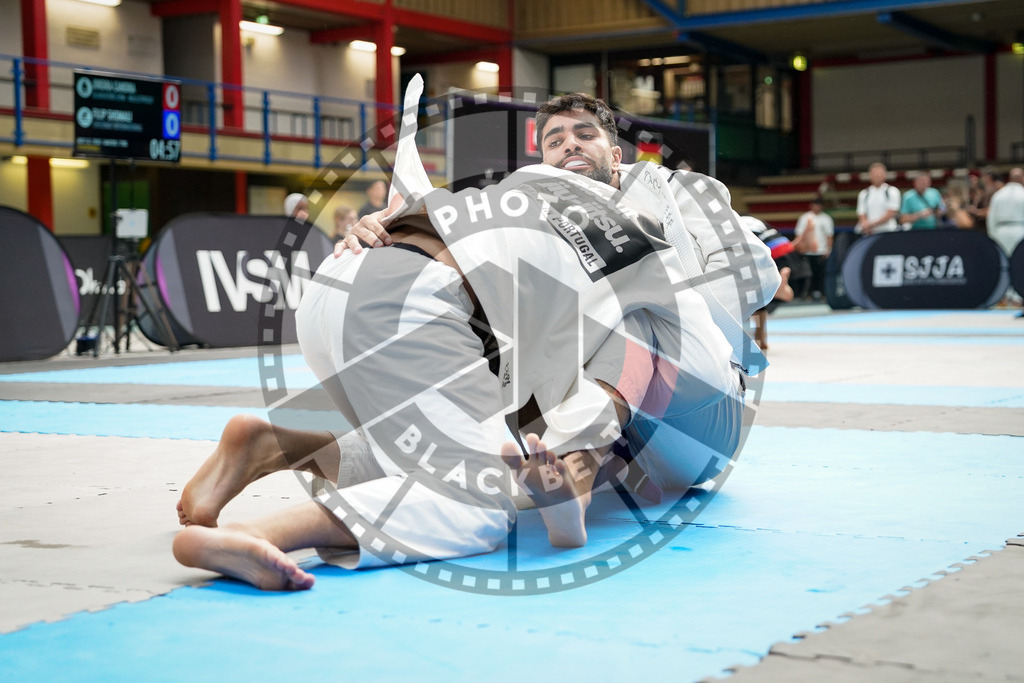 20250920PBB1331 | Athletes compete during the AJP Tour Hamburg International Jiu-Jitsu Championship, on September 20, 2025 in Hamburg, Germany. © Chiara Dazi / photoblackbelt