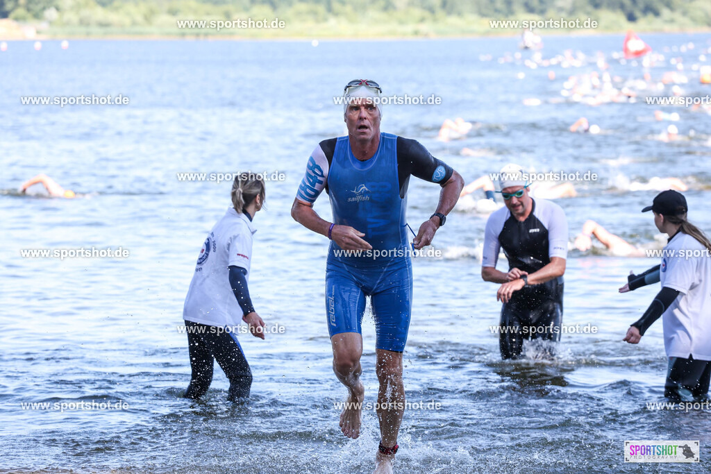 4N5A9299 | Memmert Rothsee Triathlon 2025 #memmertrothseetriathlon #rothseetriathlon #yourpictrs #sportshot_your_pictrs @Sportshotphotography Copyright: www.sportshot.de