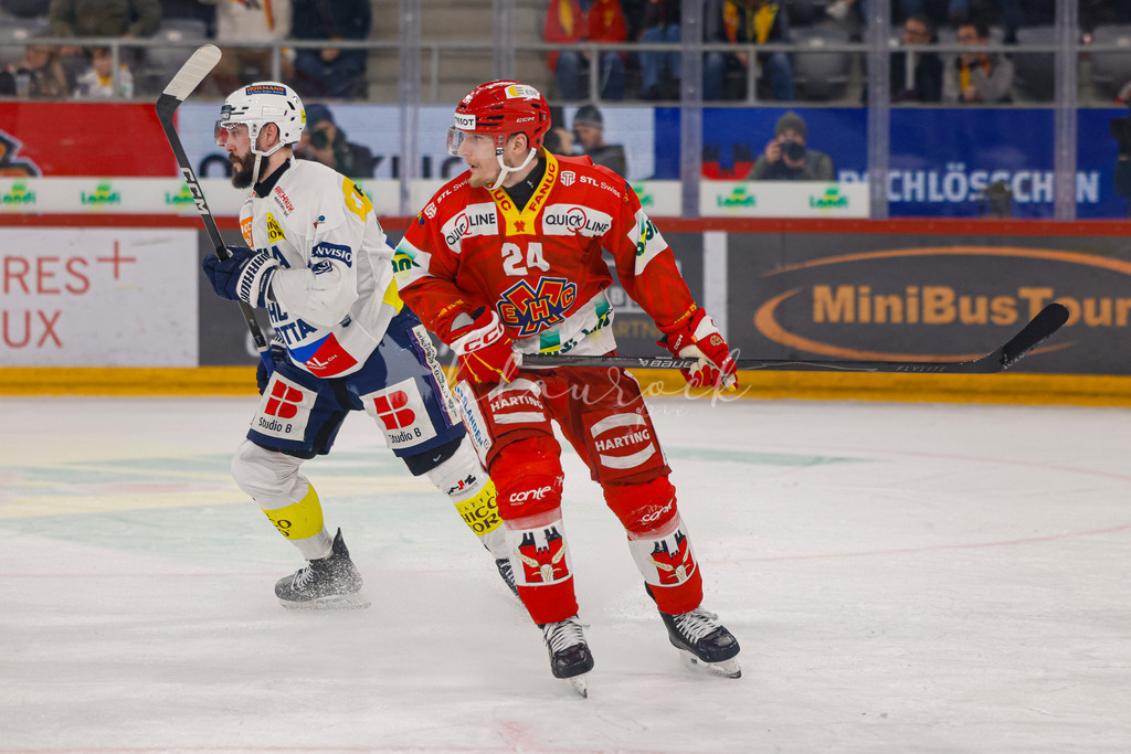 EHCB vs HCAP 20260115_wb-4752 | Sportbilder, Sportfotograf, Hochzeits- und Eventfotografin, Flugshows, Portraits und Tiershooting, Aviation, Downhill, Nationalleague, Swissleague, International
