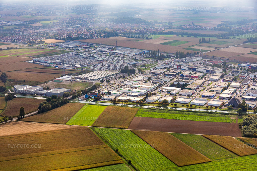 Aerial view: Reichstett, industrial area in Vendenheim in the state Bas-Rhin, France.Photo: IMG_074120.jpg taken on 10/04/2014 by Werner Riehm/FLY-FOTO.comResolution of the original: 5472 x 3648 px
