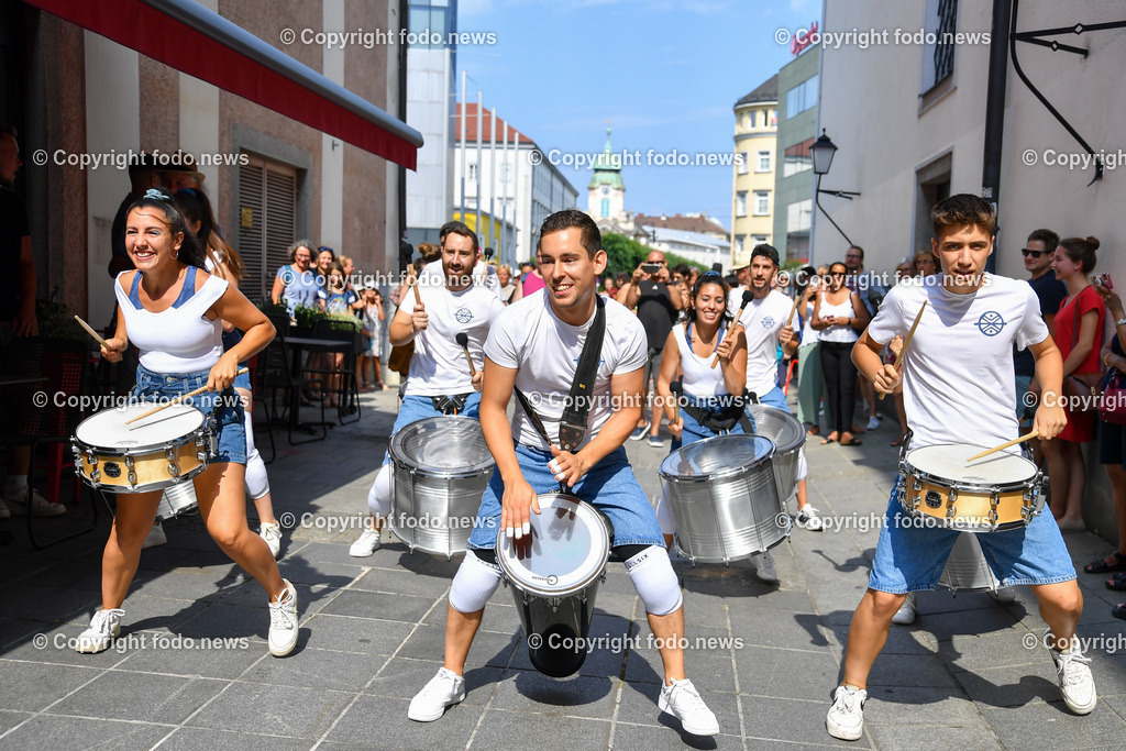 Linz_ 34. Linzer Pflasterspektakel 2022_ 21.07.2022-4 | 21.07.2022, Linz, AUT, 34. Linzer Pflasterspektakel 2022, im Bild diverse Kuenstler