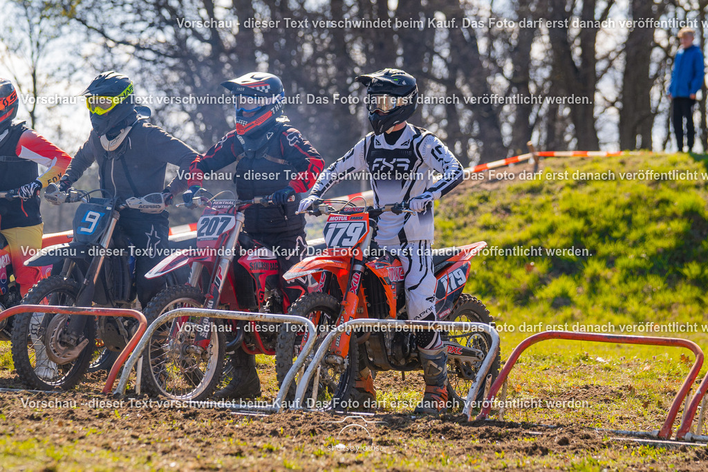20260406_MSCHänchen-9759 | Sportfotografin aus Berlin-Brandenburg mit Fokus auf Motocross. Ich halte deine sportliche Leistung und echte Emotionen auf und neben der Strecke professionell fest. Entdecke die Fotos von deinem Rennen und bestelle sie direkt hier im Shop.