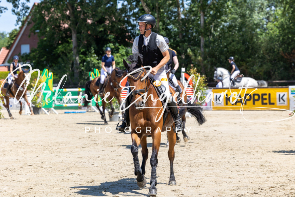 7I8A2683 | melanie-engelhardt-photography - Realisiert mit Pictrs.com