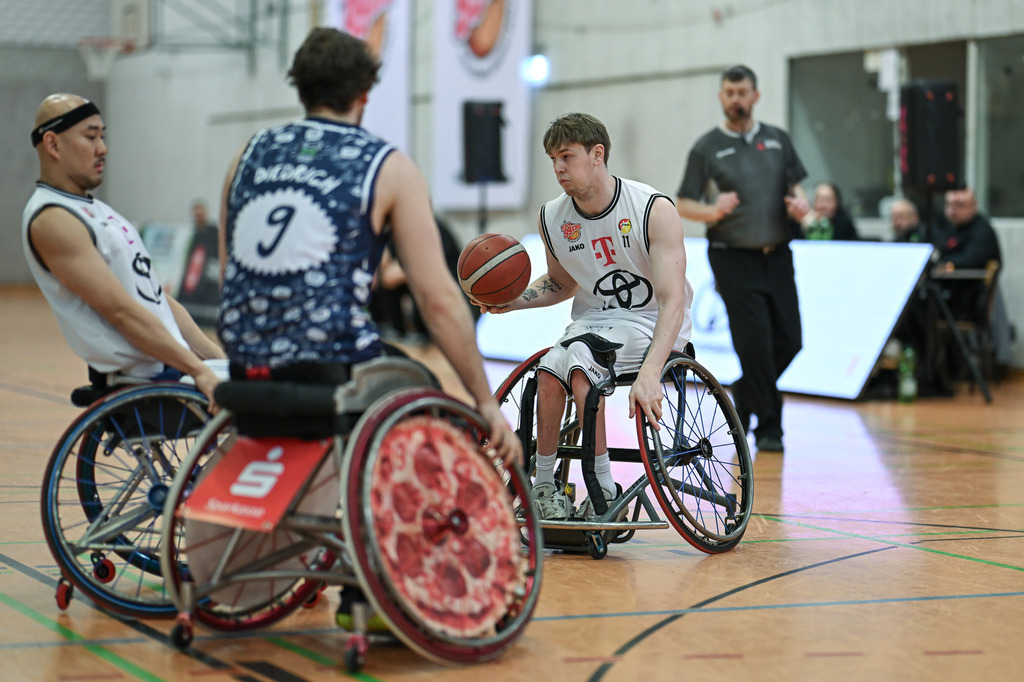 gml_014 | Fotos von Basketballspielen aus dem Raum NRW fotografiert von Gero Mueller-Laschet und Daniel Schaefer - Realisiert mit Pictrs.com