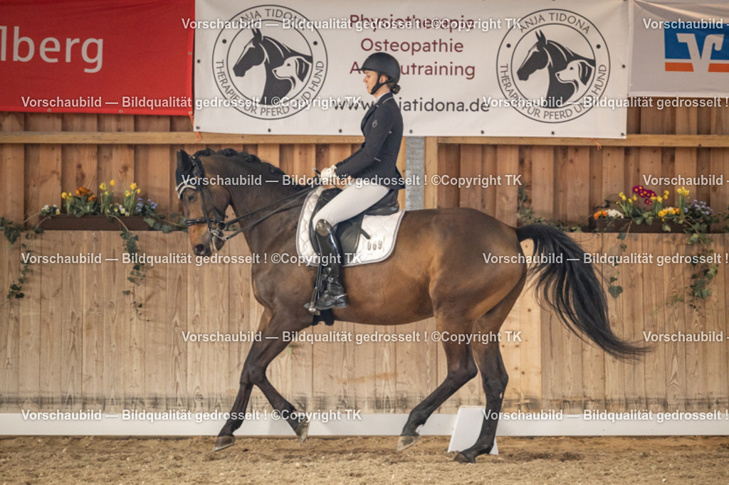 _D5A9325 | Emotionale Pferde- & People-Fotografie rund um Heidelberg, Leimen & Umgebung. Natürliche Fotos von Pferd, Mensch & Familie. Jetzt Termin sichern!