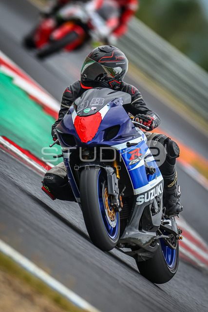 0098-260630MM-011_98 | Deine Full-Service-Agentur für ✔️Videoproduktionen und ✔️Motorsportfotografie Jetzt Angebot anfragen!