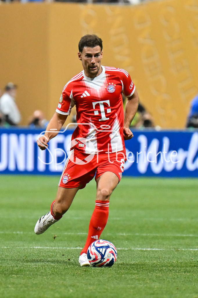 Paris Saint Germain - FC Bayern München | am ball Leon GORETZKA (FC Bayern Muenchen 8) / Einzelfoto / Freisteller / FIFA Club World Cup: Paris Saint Germain - FC Bayern Muenchen, Mercedes Benz Stadium am 05.07.2025 / NOT FOR SALE IN USA