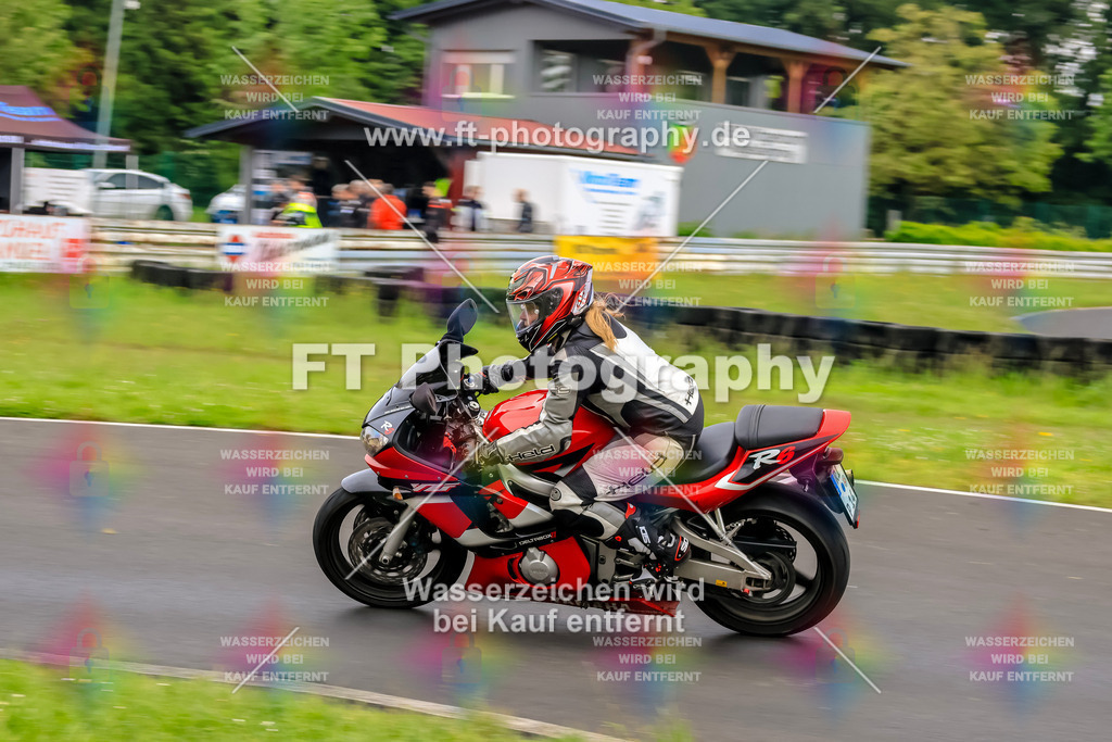 VBK-6438 | Hier findet Ihr Bilder von Touristenfahrten auf der Nürburgring Nordschleife oder von anderen Veranstaltungen die ich besucht habe. Viel Spass beim Durch Schauen 