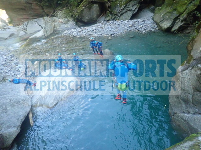 P9210109 | Bestelle die Bilder deines Berg- oder Wasser-Abenteuers mit Mountain Sports bequem von zu Hause aus direkt über unseren Online Fotoshop von pictrs.com. - Realisiert mit Pictrs.com