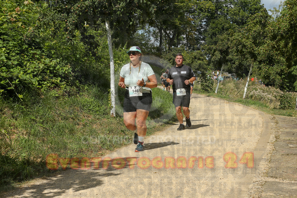 250824_1247_EX1_0507 | Sportfotografie im Rhein-Sieg Kreis, Köln, Bonn, NRW, Rheinland Pfalz, Hessen, etc. Unser Tätigkeitsfeld umfasst den Laufsport vom Volkslauf über den Marathon, Duathlon, Triathon bis zum Ultralauf wie Kölnpfad Ultra oder Schindertrail.