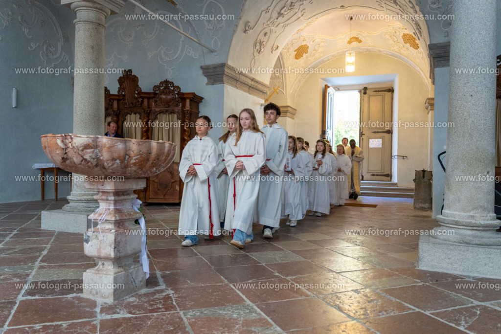 A7V02715 | Hier finden Sie die Online Foto-Galerie von fotograf-passau.com und marius-handrugan.de. Suchen Sie sich direkt Ihre Lieblingsbilder aus, ob als Ausdruck oder Download. - Realisiert mit Pictrs.com
