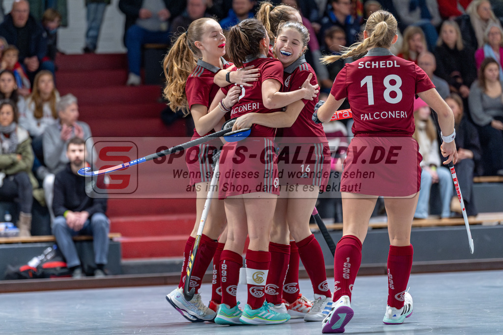 SM_2025-01-18_wD5_-100 | 1.Bundesliga Hallenhockey  VF (W) DCadA - MSC / 7:4 (2:2)