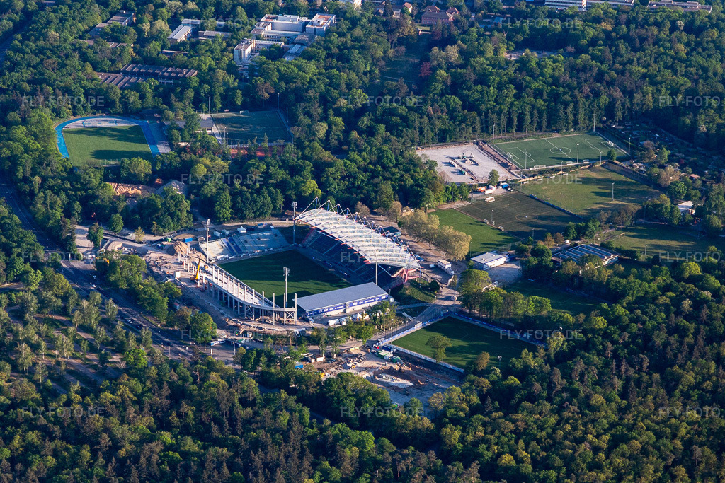Luftbild: Erweiterungs- und Umbau- Baustelle am Sportstätten-Gelände des Stadion 