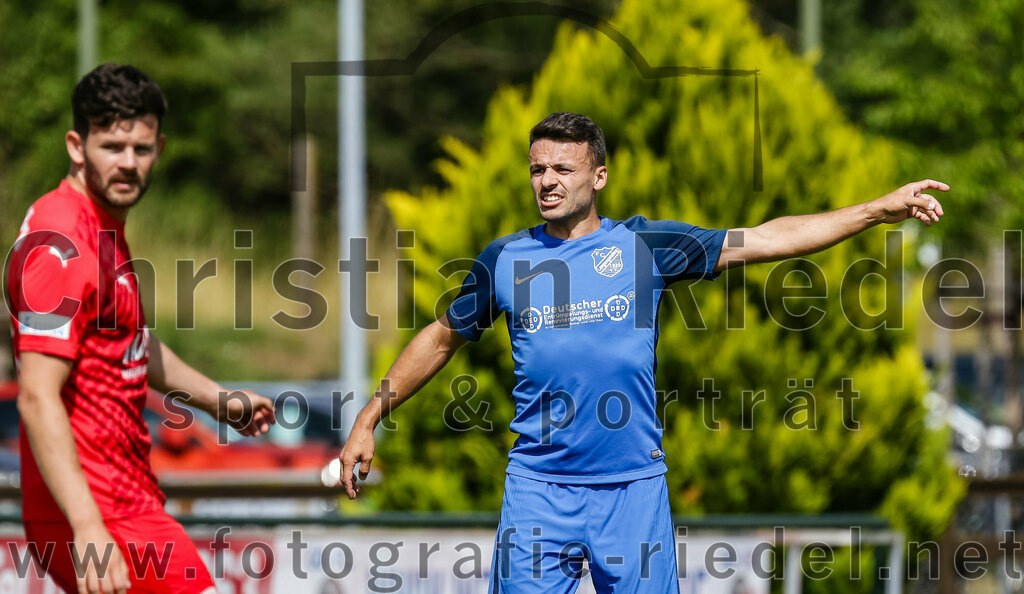 2023-07-08_058_FC_Langengeisling_gegen_TSV_Buchbach | Erding, Deutschland, 08.07.2023:
Fußball, Bezirksliga Oberbayern Ost 2023 / 2024, Testspiel, FC Langengeisling gegen TSV Buchbach, Endergebnis: 0:6

Maximilian Hintermaier (FC Langengeisling, #13)

Foto: Christian Riedel / fotografie-riedel.net