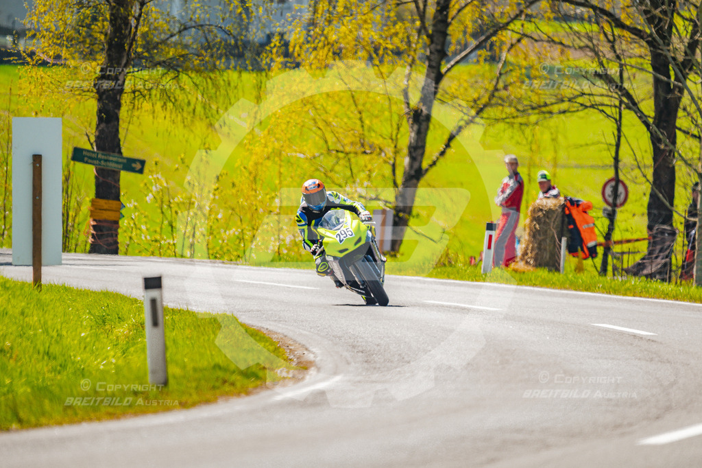 0902 - Bergrennen Landshaag2026 | BREITBILD Austria Webshop

Finde Fotos von: Breitbild, Breitbild Austria, Landshaag, Europeanbikers, KTM, BMW, Bergrennen, Bikeporn, Carporn, Bikes, Cars, Fotografie, Oberösterreich, Österreich, Berufsfotograf, Motorradteile Ganster, Julbach, Pannoniari - Realisiert mit Pictrs.com