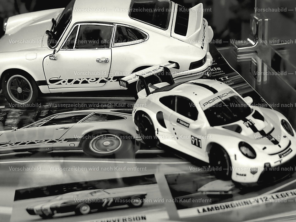 Automodell-Porsche | online Fotogalerie mit schwarz-weiß Fotografien und Shop für zeitlose  Poster und Leinwände in stilvollem schwarz weiß  - Realisiert mit Pictrs.com