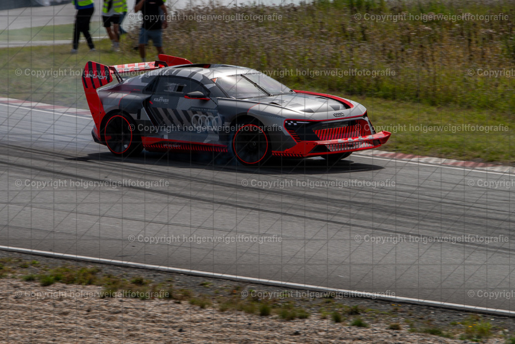 20250907114006D75_6786 | Bitte beachten!!!
Alle Fotos dieser Galerie sind nur grundbearbeitet. Im Falle eines Verkaufs, werde ich die Fotots noch mit dem nötigen Feinschliff versehen. - Realisiert mit Pictrs.com