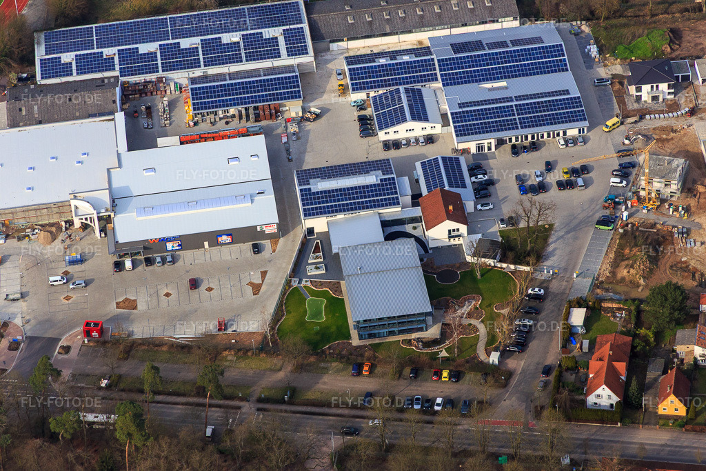 Luftbild: EDEKA Albrecht und Hagebau Kompakt - Gillet Baustoffe GmbH in Herxheim bei Landau im Bundesland Rheinland-Pfalz in Deutschland. Foto: IMG_086427.jpg vom 26.02.2016 durch Werner Riehm/FLY-FOTO.deWWW.EDEKA.DE
