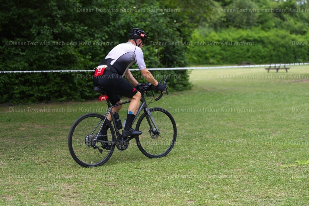 triathlon_wuerzburg_r_2026_06_14-568 | Shop für Fotos von Sportevents z.B. Obstacle Course Racing, OCR, Triathlon, Trail Run und MTB - Realisiert mit Pictrs.com
