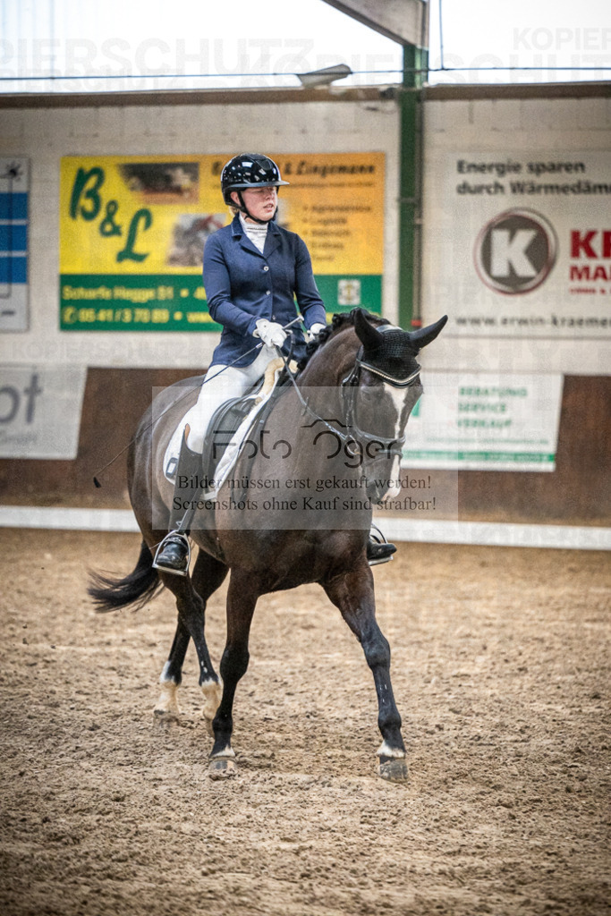 DOS_1060 | Entdecke hochwertige Reitturnierfotos von Foto Oger. Professionell, emotional und authentisch – jetzt Lieblingsmomente im Shop bestellen.Deutschlandweite Turnierfotografie. - Realisiert mit Pictrs.com
