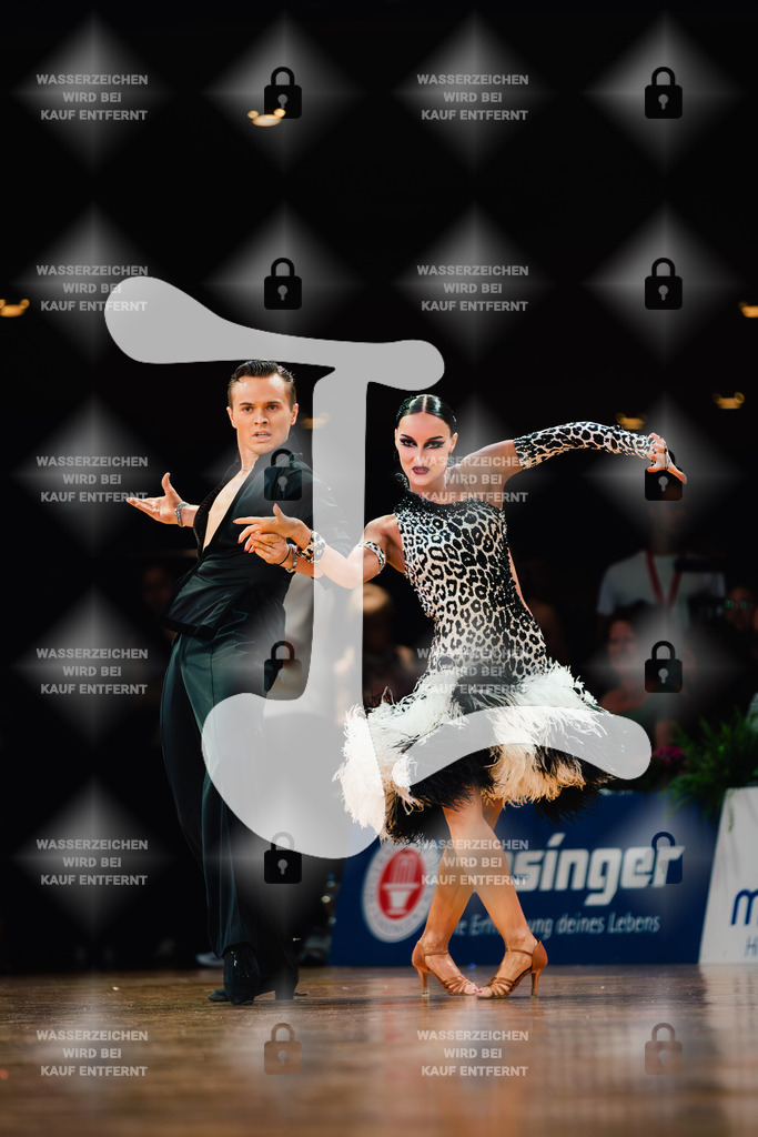 GOC 2025 - WDSF GrandSlam Latin 138th-139th (178) Robin Prause _ Alina Giersbeck (Germany)-2025-08-23-1494 | Webshop for digital downloads and prints of dance sport, event & show photographer Julian Link - Realisiert mit Pictrs.com