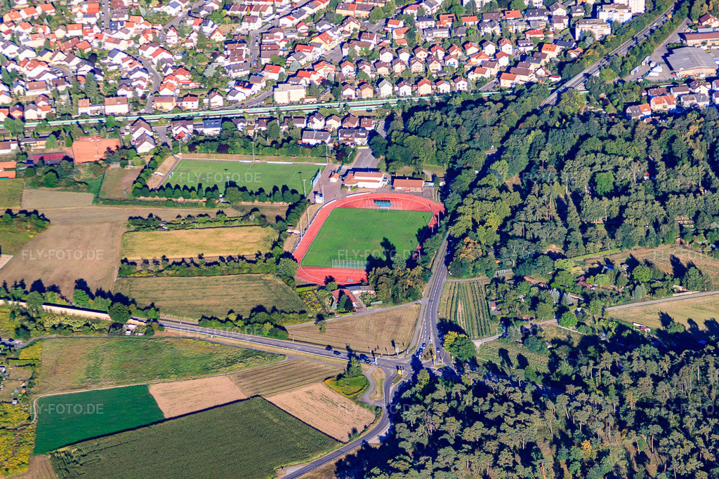 Luftbild: Waldstadion im Ortsteil Sankt Ilgen in Leimen im Bundesland Baden-Württemberg in Deutschland. Foto: IMG_51874.jpg vom 18.08.2012 durch Werner Riehm/FLY-FOTO.de