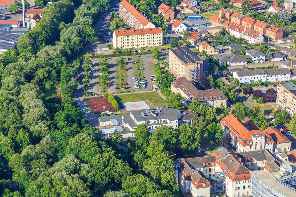 Luftbild: Harzklinikum - Standort Quedlinburg aus Nordosten in Quedlinburg im Bundesland Sachsen-Anhalt in Deutschland. Foto: IMG_148263.jpg vom 14.06.2025 durch Werner Riehm/FLY-FOTO.deHarzklinikum Dorothea Christiane Erxleben
