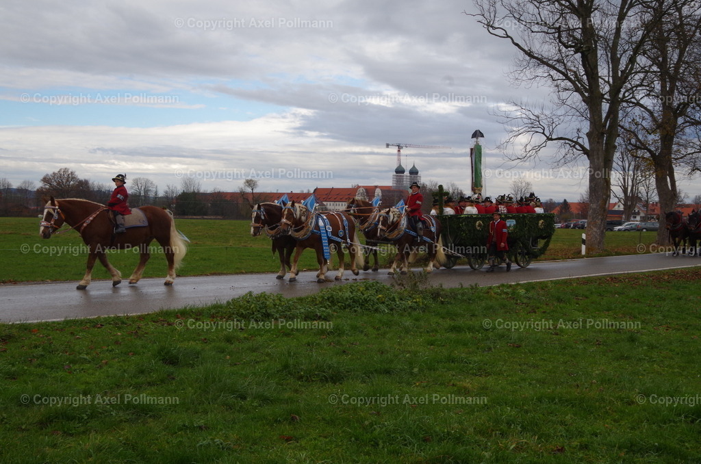 IMGP9829 | fotografiert von Axel PollmannLeonhardi Wallfahrt Benediktbeuern und Murnau, Fronleichnam, Fasching, Landschaft im Loisachtal und Benediktbeuern  - Realisiert mit Pictrs.com