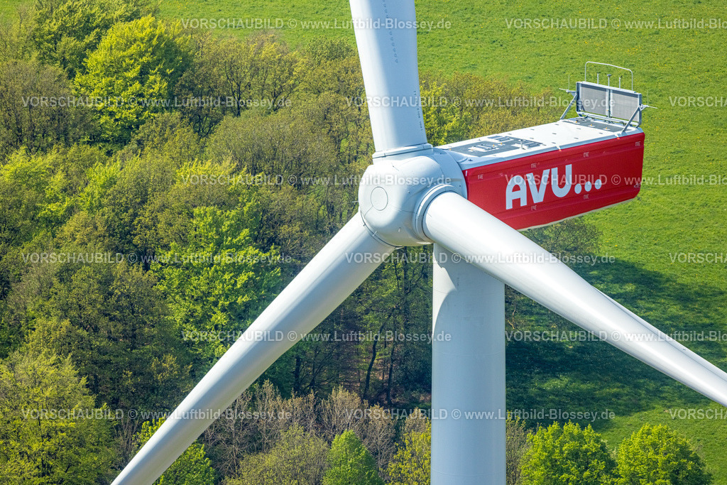 Breckerfeld240504713 | Luftbild, AVU Windradflügel nahe der Brantener Straße, Baustelle mit Neubau, Waldgebiet Landwehr, Branten, Breckerfeld, Ruhrgebiet, Nordrhein-Westfalen, Deutschland
