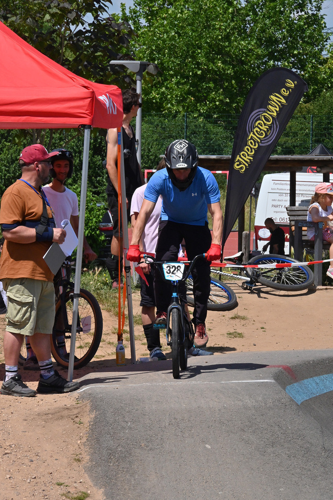 DSC_3848_philine | German Pumptrack Series - Realisiert mit Pictrs.com