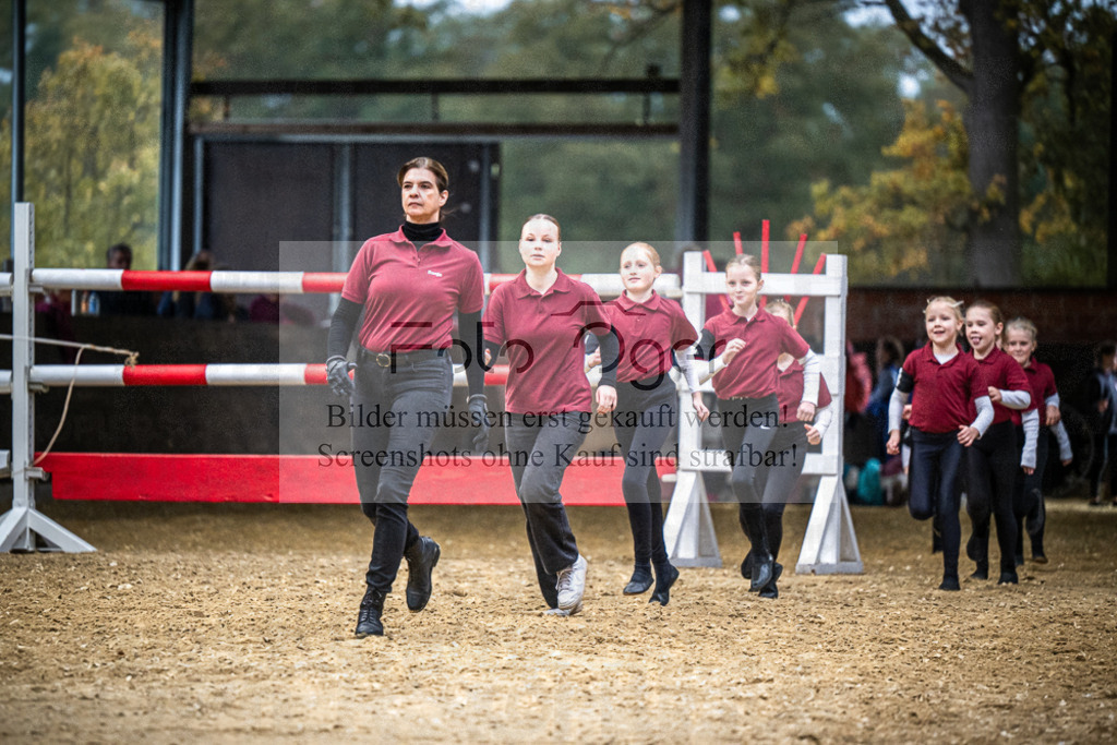DOS_0019 | Entdecke hochwertige Reitturnierfotos von Foto Oger. Professionell, emotional und authentisch – jetzt Lieblingsmomente im Shop bestellen.Deutschlandweite Turnierfotografie. - Realisiert mit Pictrs.com