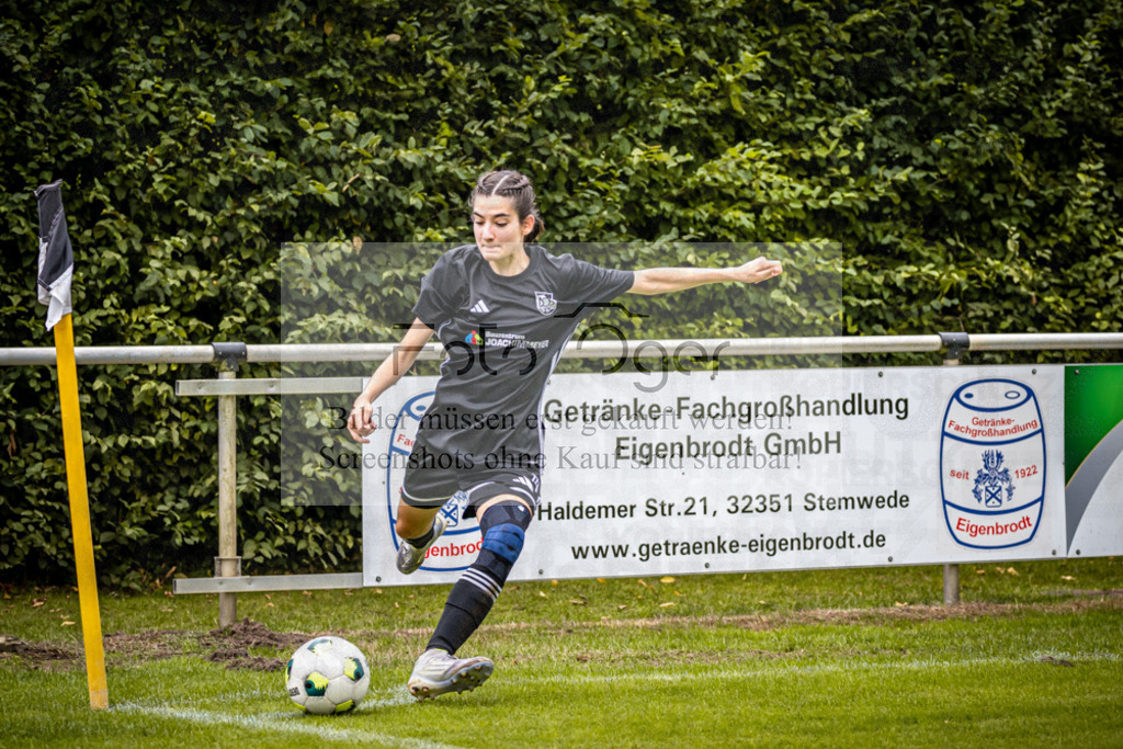 SG Bohmte/Ostercappeln/Schwagstorf - SG Hollenstede / Schwagstorf | Fr.-BZL Weser-Ems Süd · 1. Damen - SG Hollenstede / Schwagstorf · Sportplatz - Realisiert mit Pictrs.com