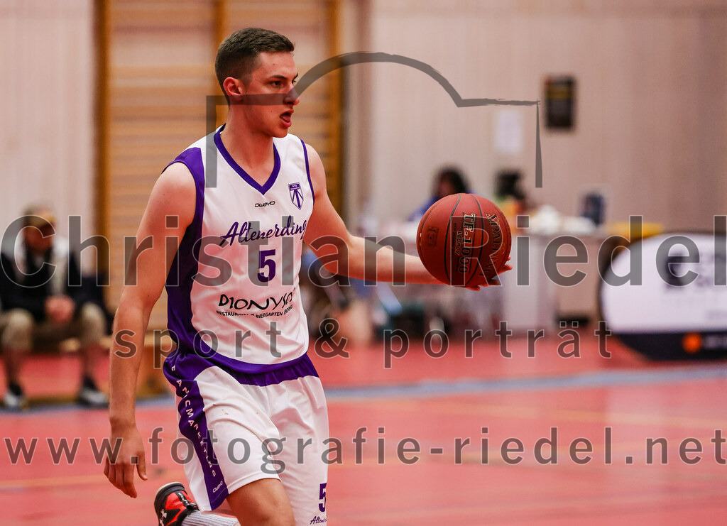 2022-05-29_098_SpVgg_Altenerding_gegen_Muenchen_Basket_2 | Erding, Deutschland, 29.05.2022:
Basketball, Bezirksliga 2021 / 2022, Herren Turnier der 2. der Aufstiegsrunden, SpVgg Altenerding gegen München Basket 2, Endergebnis: 

Foto: Christian Riedel / fotografie-riedel.net